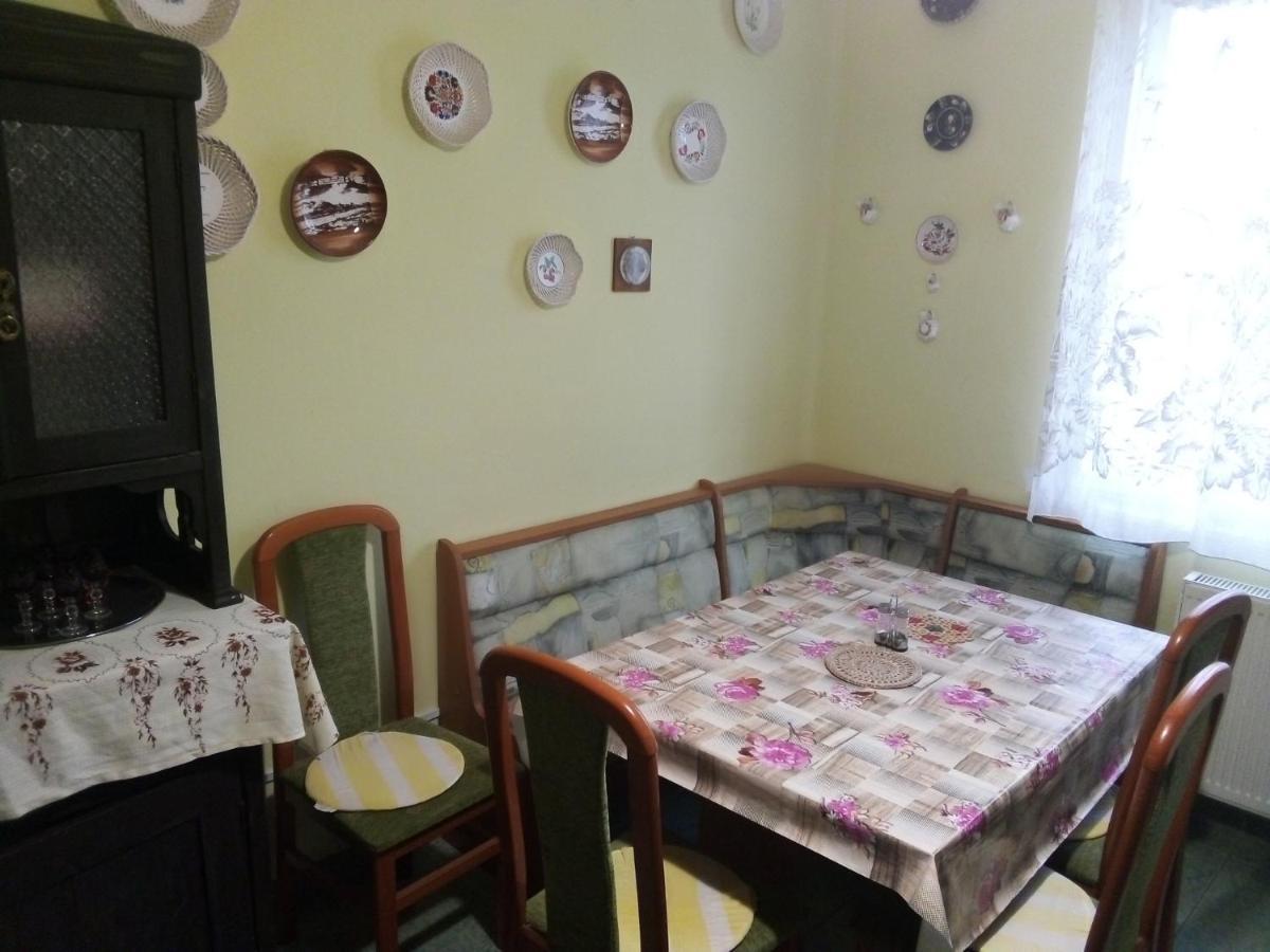 הוילה Tiszaladány Oeregakac Vendeghaz מראה חיצוני תמונה